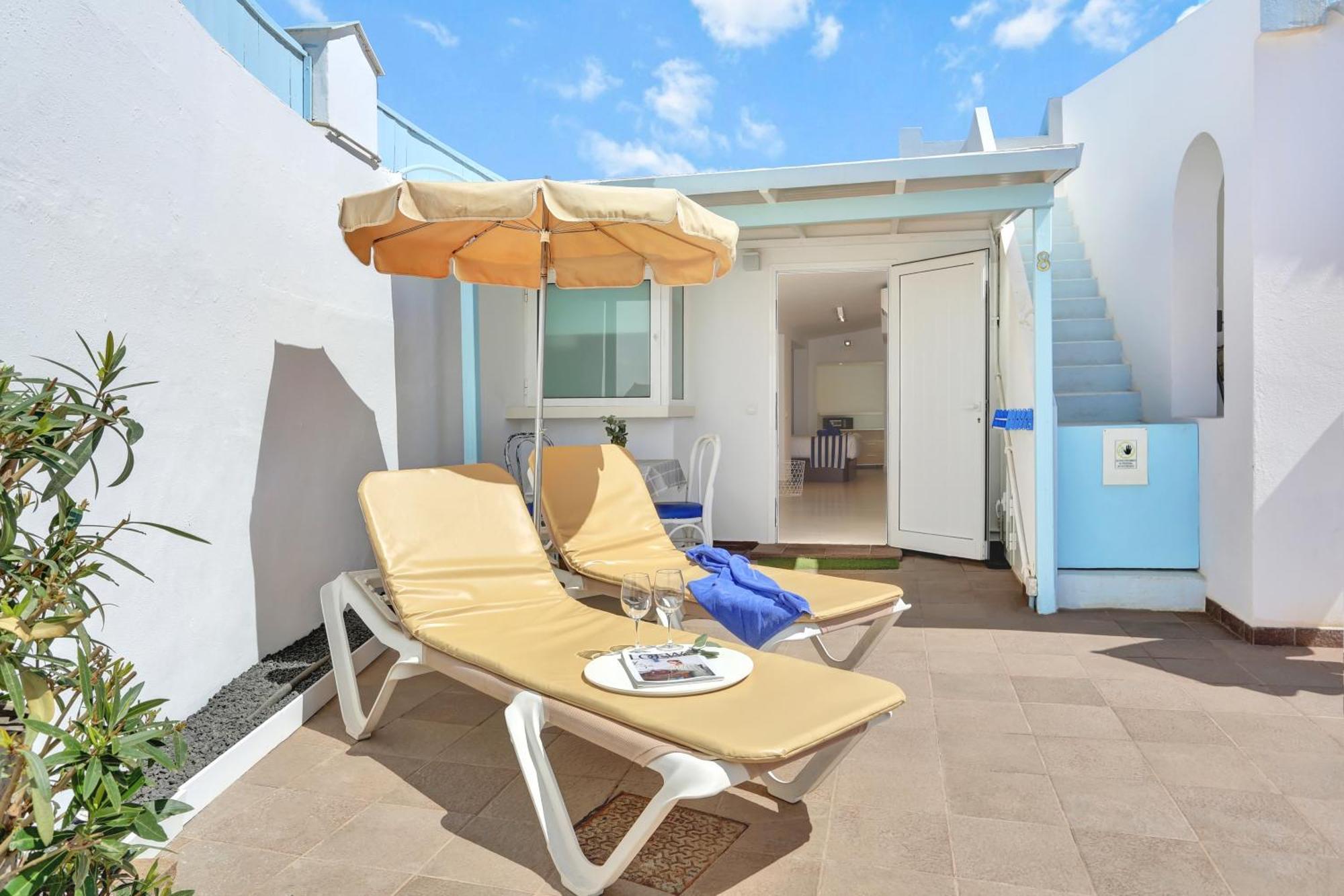 Neptuno Bungalows - Adults Only Corralejo Exterior photo